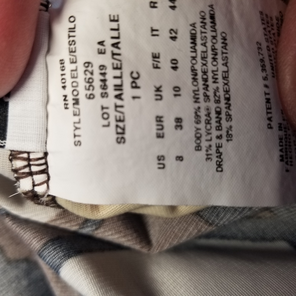 Miraclesuit Finnegan foral slimming one piece swimsuit - Picture 4 of 9
